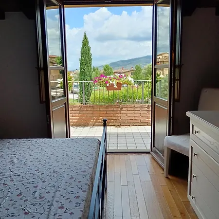 La Casa Di Debora بيت للعطل أريتسو