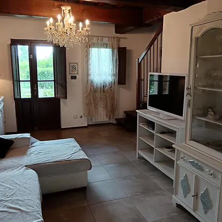 La Casa Di Debora بيت للعطل *
